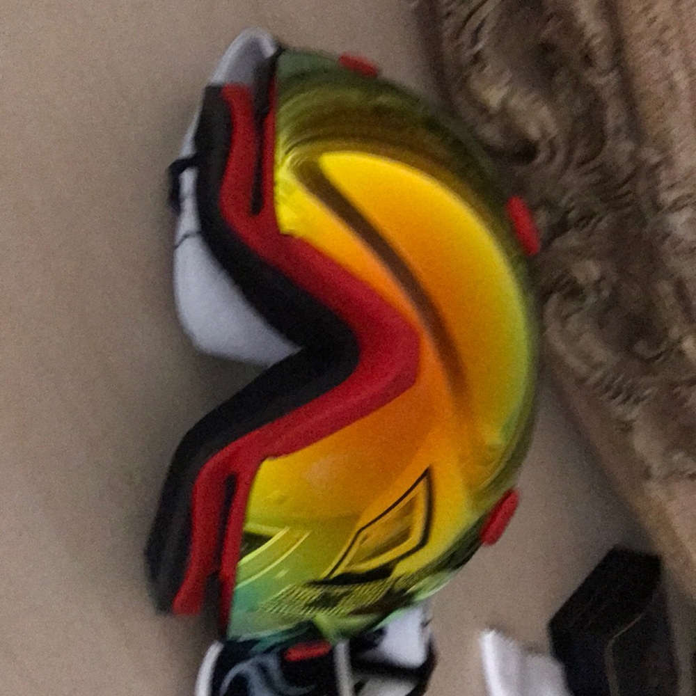 Sunglasses for skying